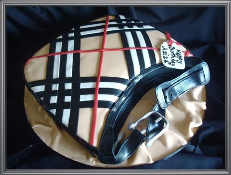 http pink little cake blogspot 2011 burberry tote bag tutorial